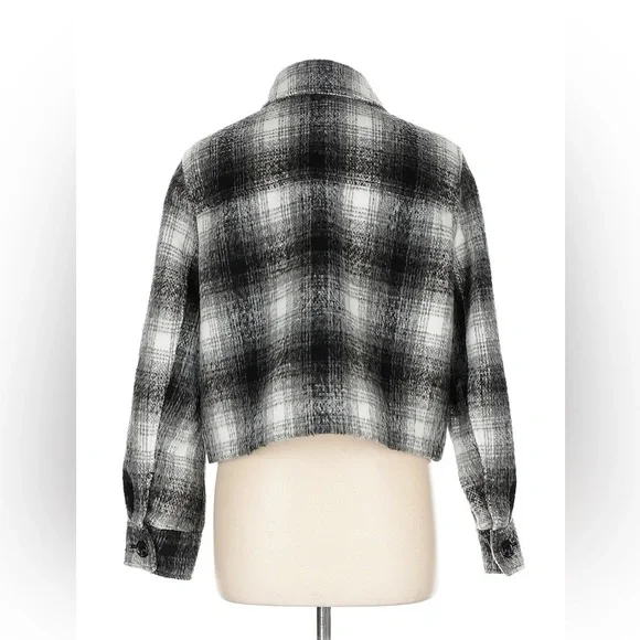 NEW Banana Republic Black and Gray Plaid Teddy Jacket - Picture 2 of 5